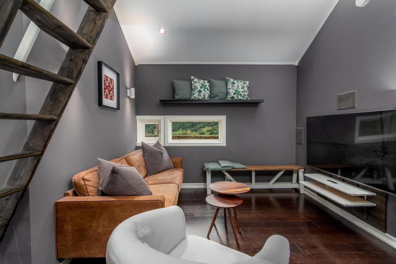 Panoramic Terrace, Huge Rain Shower And Cosy Lofts Flam Luaran gambar